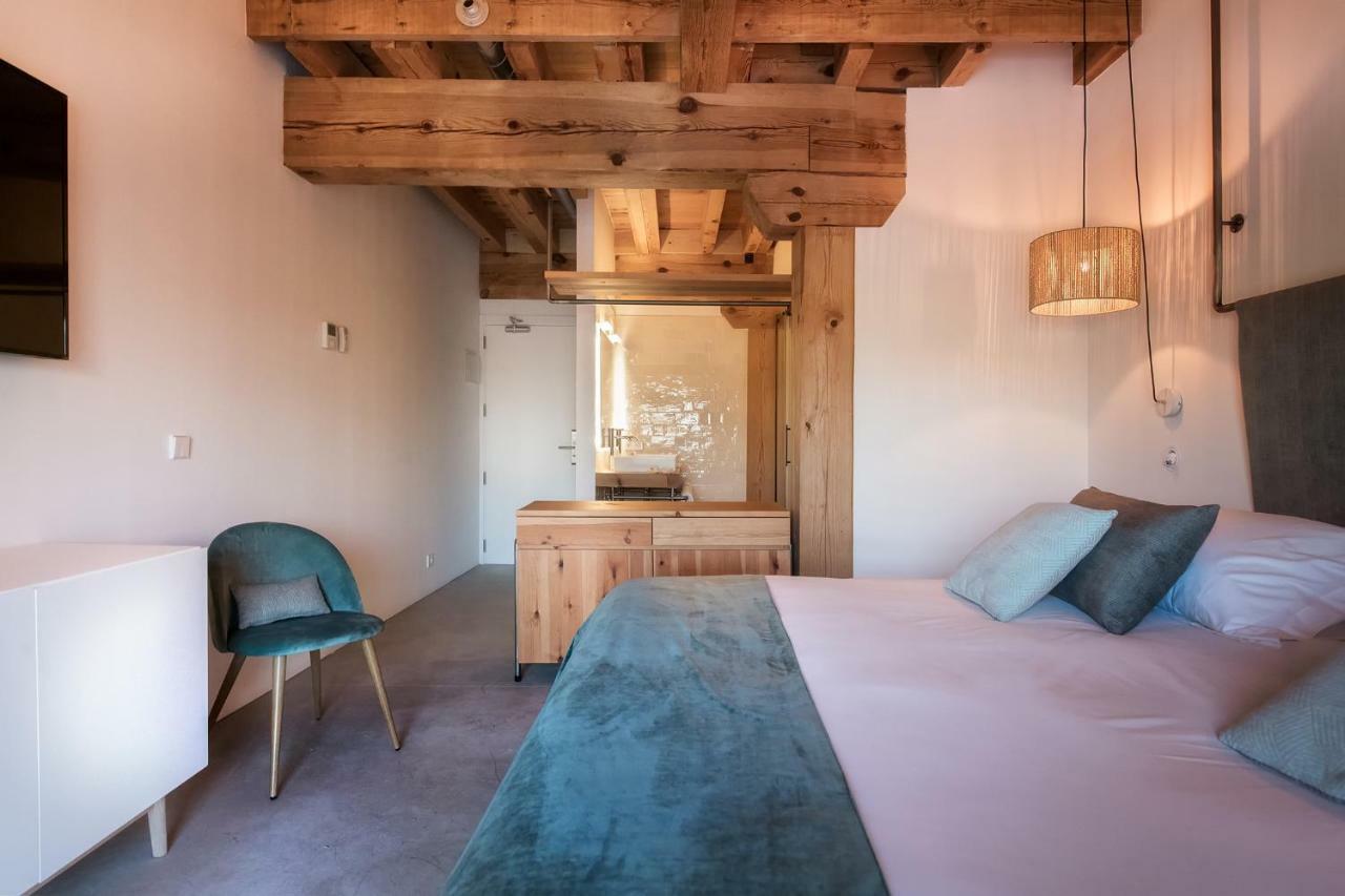La Fabrica Del Canal (Adults Only) Abarca ภายนอก รูปภาพ