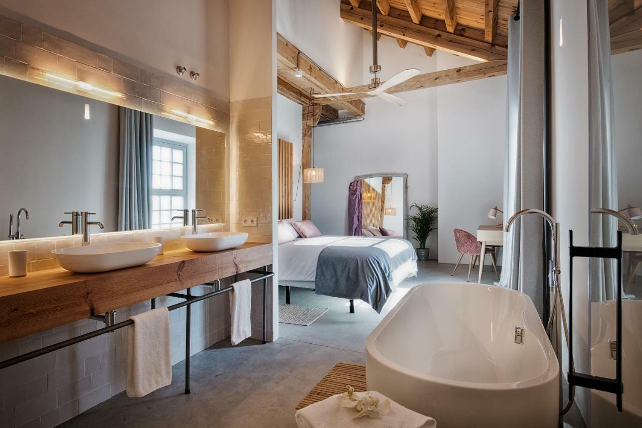 La Fabrica Del Canal (Adults Only) Abarca ภายนอก รูปภาพ